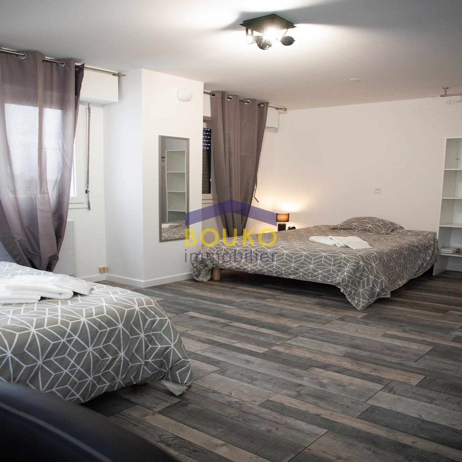 location Appartement pour colocation - 148m²