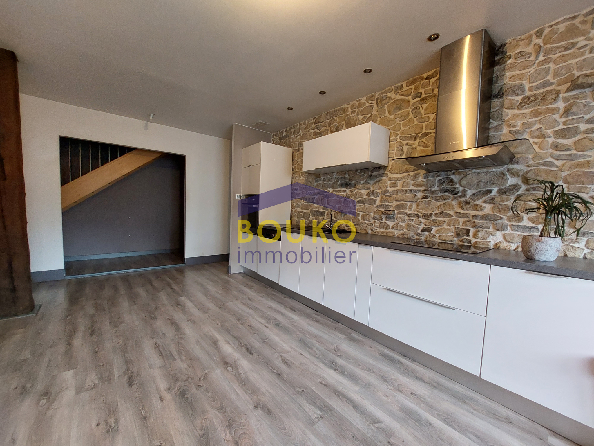 Agence immobilière de SARL BOUKO IMMOBILIER